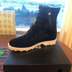 NWT Sorel Caribou OTM WP